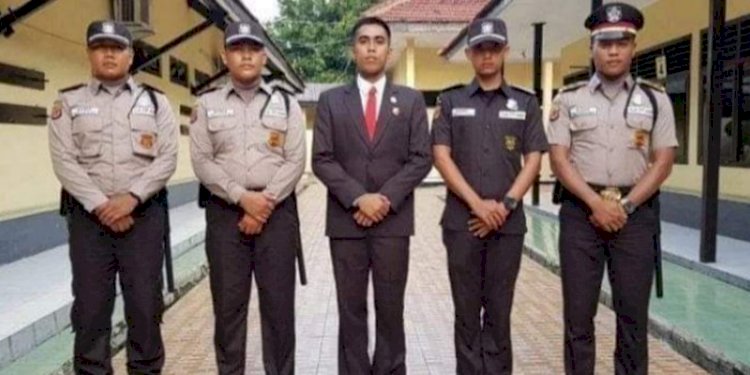 Seragam Satpam/net