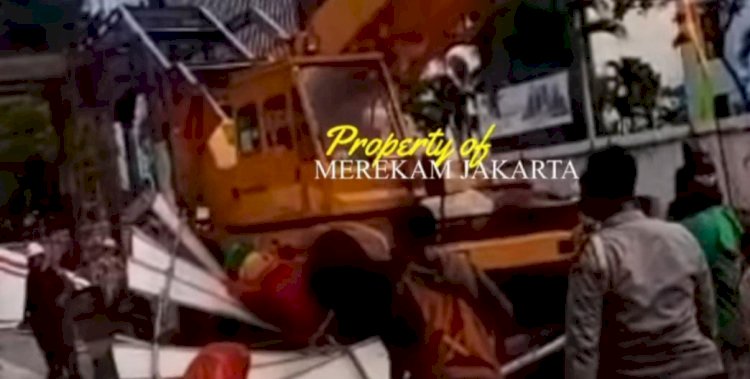 Tandon air proyek Light Rail Transportation (LRT) di Rasuna Said, Kuningan, Jakarta Selatan, jebol/Ist