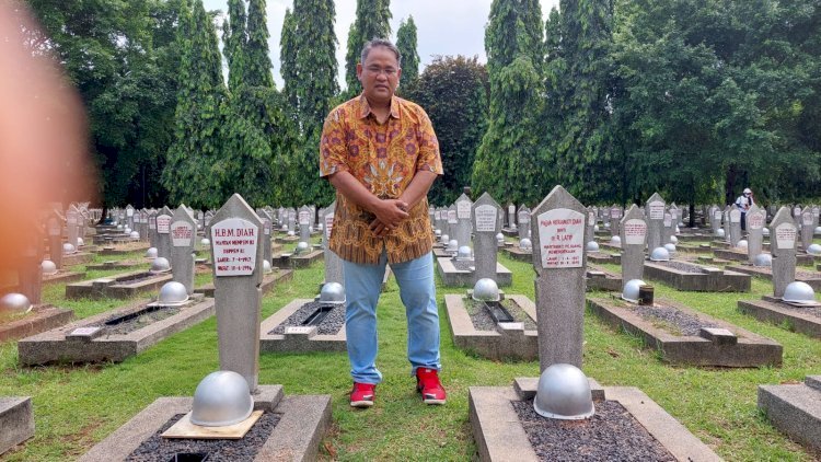 Ketua Umum Jaringan Media Siber Indonesia (JMSI), Teguh Santosa, melakukan ziarah ke Taman Makam Pahlawan Nasional, Kalibata, Jakarta Selatan/Ist