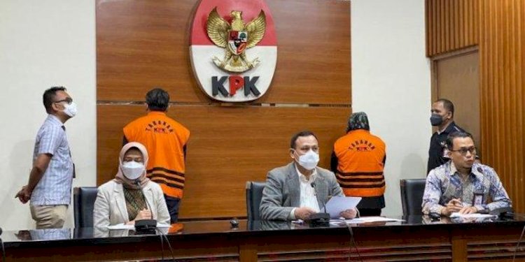 KPK saat jumpa pers penangkapan Ade Yasin/Net