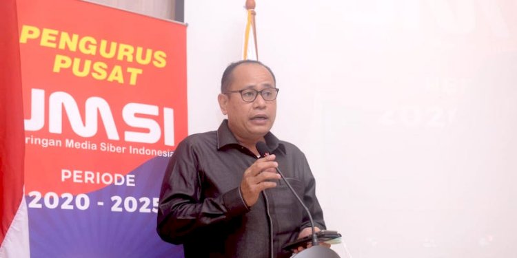  Anggota DPRD Kabupaten Pesisir Selatan Provinsi Sumatera Barat dari Fraksi Partai Amanat Nasional, Novermal.