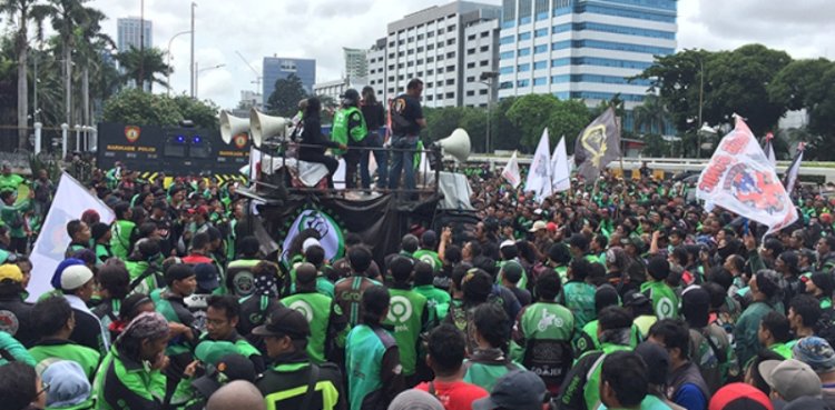 Pengemudi ojek online saat menggelar demo/RMOL