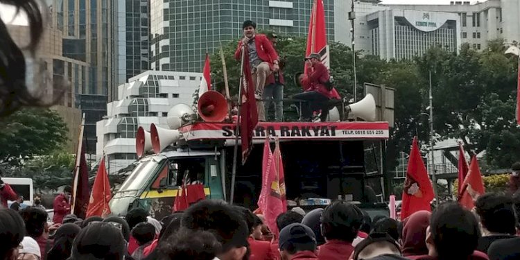 Ketua Umum IMM Ciputat Mizan Al Araaf saat memimpin aksi/RMOL