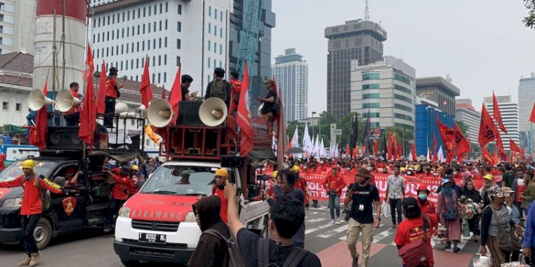Massa Gerakan Buruh Bersama Rakyat (Gebrak) mulai mendatangi kawasan Patung Kuda Arjuna Wiwaha, Jakarta/RMOL