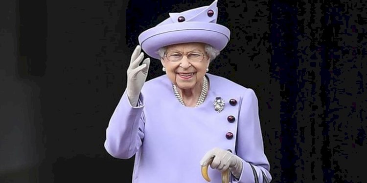 Ratu Elizabeth II/Net