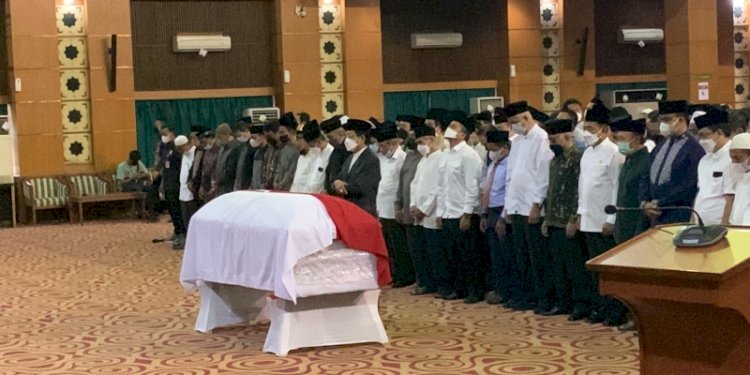 Gurubesar Universitas Islam Negeri (UIN) Syarif Hidayatullah Jakarta, Prof Azyumardi Azra dishalatkan di Auditorium Harun Nasution UIN Jakarta/RMOL