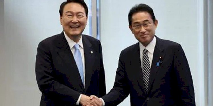Perdana Menteri Jepang Fumio Kishida dan Presiden Korea Selatan Yoon Suk-yeol/Net