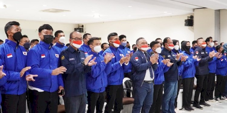 Ketua BP2MI Benny Ramdhani saat melepas puluhan pekerja migran/RMOL