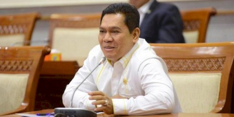 Wakil Ketua Komisi III DPR RI Adies Kadir/Net