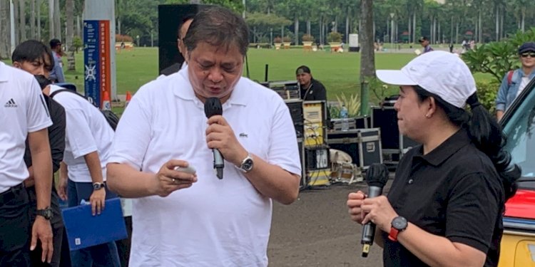 Ketua Umum Partai Golkar, Airlangga Hartarto bersama Ketua DPP PDIP, Puan Maharani di Monumen Nasional, Sabtu (8/10)/RMOL