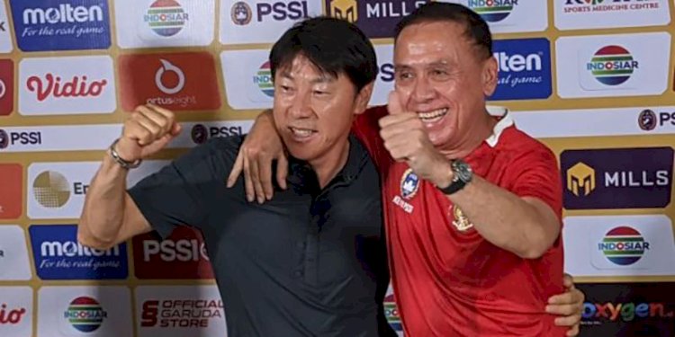 Pelatih Timnas Indonesia Shin Tae-yong dan Ketua Umum PSSI Mochamad Iriawan/Net