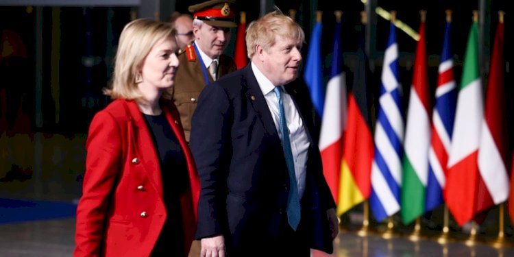 Liz Truss dan Boris Johnson/Net