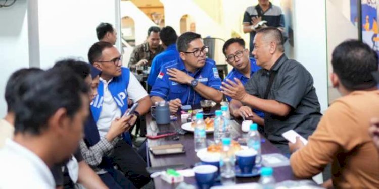 Lokot Nasution saat peresmian Democratic Cafe di Kantor DPD Partai Demokrat Sumatera Utara/RMOLSumut