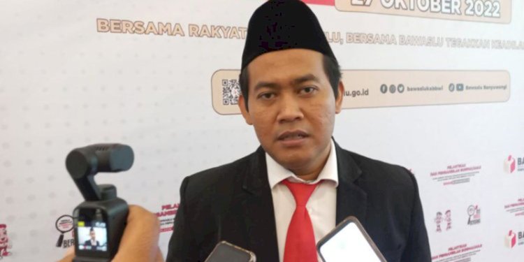 Ketua Kelompok Kerja Pembentukan Panwaslu Kecamatan, Anang Lukman Afandi usai pelantikan badan ad hoc Bawaslu Banyuwangi/ist