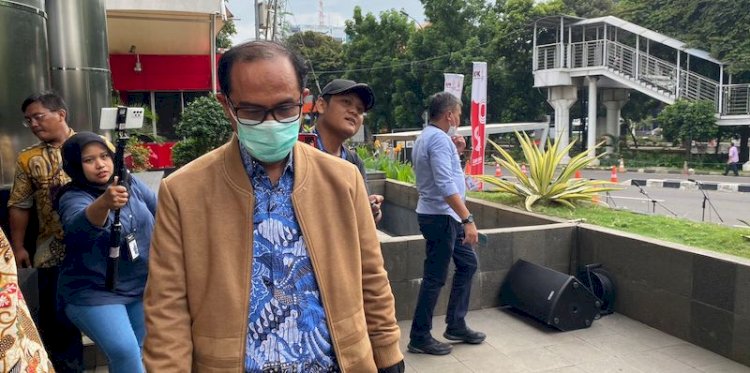 Hakim Agung Gazalba Saleh saat mendatangi gedung KPK/Net