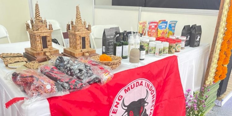 Dewan Pengurus Pusat (DPP) Banteng Muda Indonesia (BMI) menyajikan etalase produk unggulan pelaku UMKM pada acara B20 di Bali/Ist