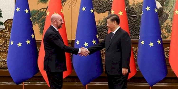 Presiden Dewan Eropa Charles Michel saat bertemu dengan Presiden Xi Jinping, Kamis, 1 Desember 2022/Net