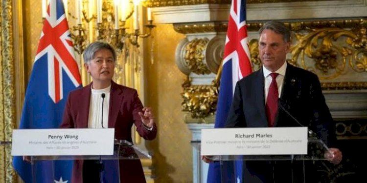  Menteri Luar Negeri Australia Penny Wong dan Menteri Pertahanan Australia Richard Marles menghadiri konferensi pers bersama dengan rekan Prancis mereka di Paris pada Senin, 30 Januari 2023/Net