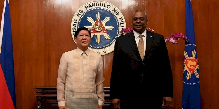 Presiden Filipina Ferdinand Marcos Jr dan Menteri Pertahanan AS Lloyd Austin/Net