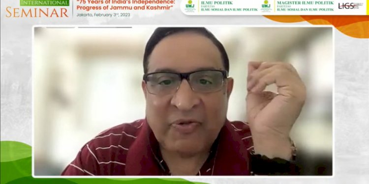 Mantan direktur jenderal pasukan paramiliter tertua di India, Assam Riffles, Letnan Jenderal (Purn) Shokin Chauhan dalam seminar internasional "75 Year of India Independence: Progress Jammu and Kashmir" pada Jumat, 3 Februari 2023/Net