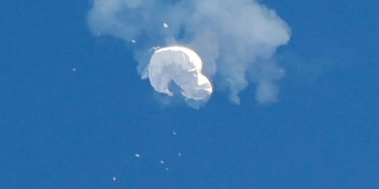 Balon yang diyakini mata-mata milik China ditembak jatuh oleh Amerika Serikat/Net