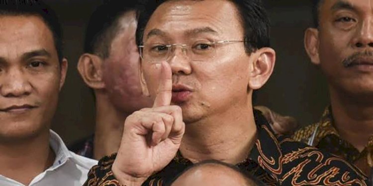 Banyak A Komisaris Utama PT Pertamina (Persero), Basuki Tjahaja Purnama (BTP) alias Ahok/Istiam, Erick Juga Didesak Copot Ahok