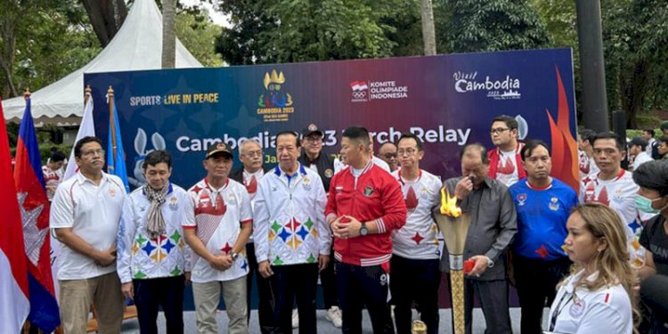 Plt Menpora, Muhadjir Effendy di acara Torch Relay SEA Games 2023 Kamboja di kawasan GBK, Jakarta, Sabtu (1/4)/Net