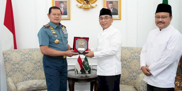 Kunjungan Panglima TNI, Laksamana Yudo Margono, ke pengurus PBNU/Ist