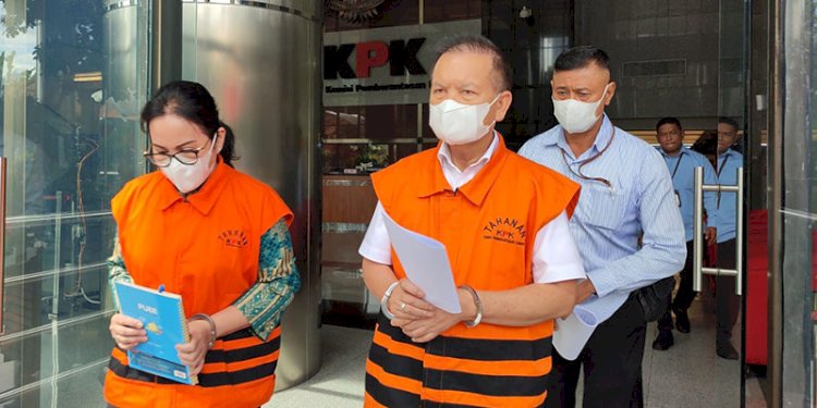 Penahanan Bupati Kapuas dua periode, Ben Brahim S Bahat (BBSB) dan istrinya, Ary Egahni berlanjut untuk 40 hari ke depan/RMOL