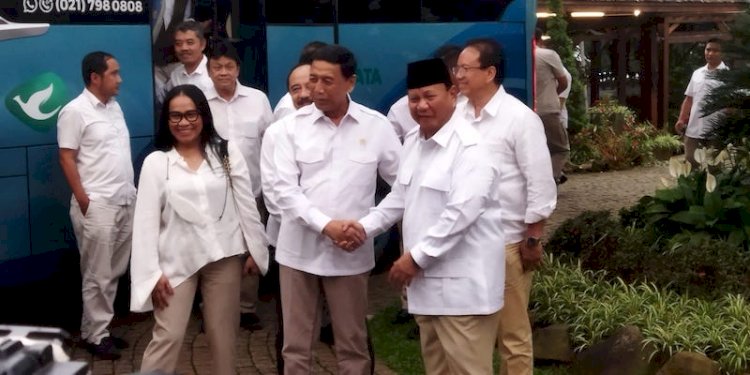 Wiranto saat diterima Prabowo Subianto saat bertandang Padepokan Garuda Yaksa, Hambalang, Bogor, Jawa Barat/Ist