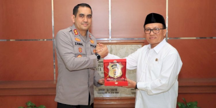 Kapolres Tasikmalaya Kota AKBP SY Zainal Abidin, bersama Ketua DPRD Kota Tasikmalaya, H Aslim/RMOLJabar