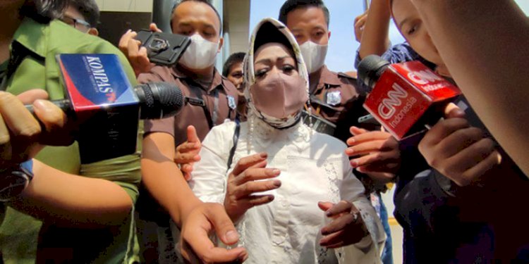 Kadiskes Lampung Reihana usai diperiksa KPK terkait dugaan ketidakwajaran harta kekayaan/RMOL