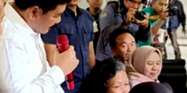 Menteri Agraria dan Tata Ruang/Kepala Badan Pertanahan Nasional (ATR/BPN), Hadi Tjahjanto, menemui warga Kandangan yang terdampak pembangunan Jalan Tol Bawen-Yogyakarta/RMOLJateng
