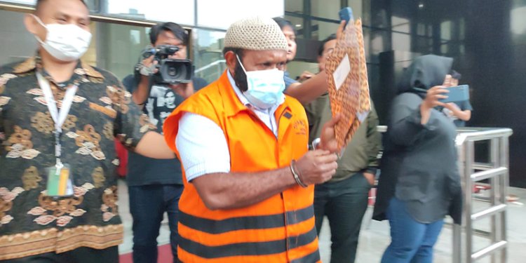 Bupati Mamberamo Tengah periode 2013-2018 dan 2018-2023, Ricky Ham Pagawak (RHP)/RMOL
