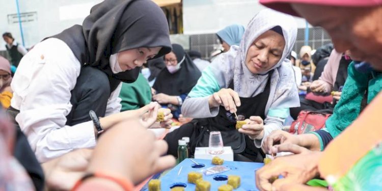 Kelompok UMKM Sahabat Sandi memberi pelatihan warung hidroponik di Kecamatan Cakung, Jakarta Timur/Ist