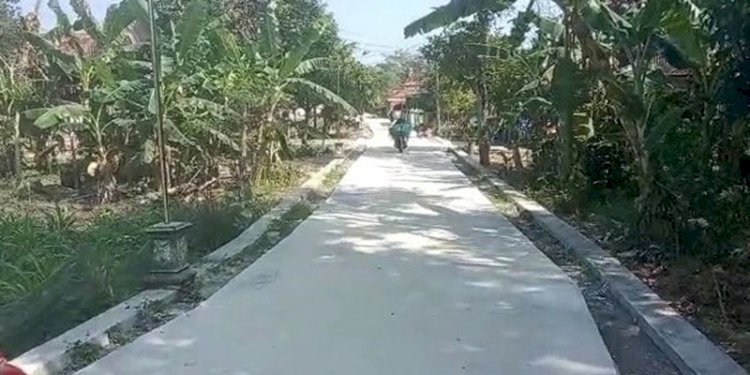 Proyek betonisasi jalan desa diduga jadi proyek siluman/RMOLJateng