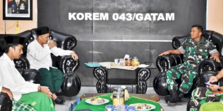 Komandan Korem 043/Gatam Brigjen TNI Iwan Maruf Zainudin menerima silaturahmi Pimpinan dan Pengurus Ponpes Kanza Al-Amin/Ist