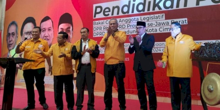 Pembukaan Pendidikan Politik Bacaleg DPR RI, DPRD Provinsi Jabar serta DPRD Kota Bandung dan Kota Cimahi, di Hotel Horison, Kota Bandung/RMOLJabar