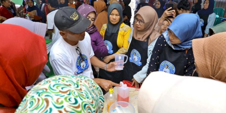 Aksi Jaringan Sandi Uno menggelar pelatihan pembuatan sabun cuci di Kelurahan Petir, Kecamatan Cipondoh, Kota Tangerang, Banten/Net