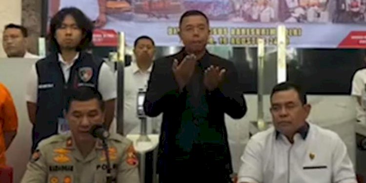 Konferensi pers Polri terkait kasus robot trading Net89 yang menetapkan belasan tersangka/RMOL