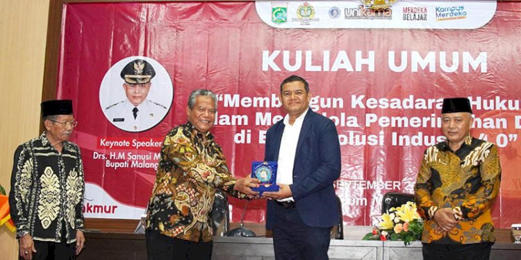 Pakar Hukum Tata Negara dan Konstitusi, Fahri Bachmid, menjadi narasumber dalam kuliah umum di Universitas Kanjuruhan Malang (Unikama), Sabtu (9/9)/Ist