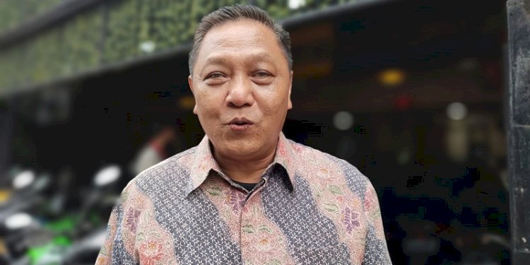 Aktivis Senor, Adhie M. Massardi/RMOL