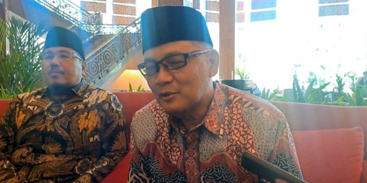 Waketum Gerindra Gus Irfan Yusuf Hakim didampingi Ketua DPD Gerindra Jatim Anwar Sadad/ist