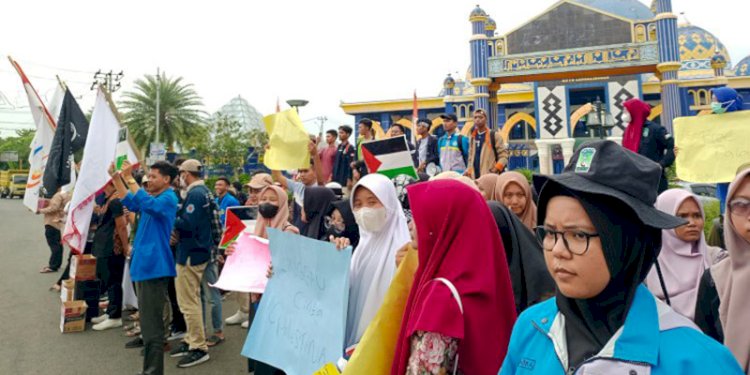 Aksi bela Palestina sejumlah mahasiswa di Kota Lubuklinggau, Sumatera Selatan/Ist