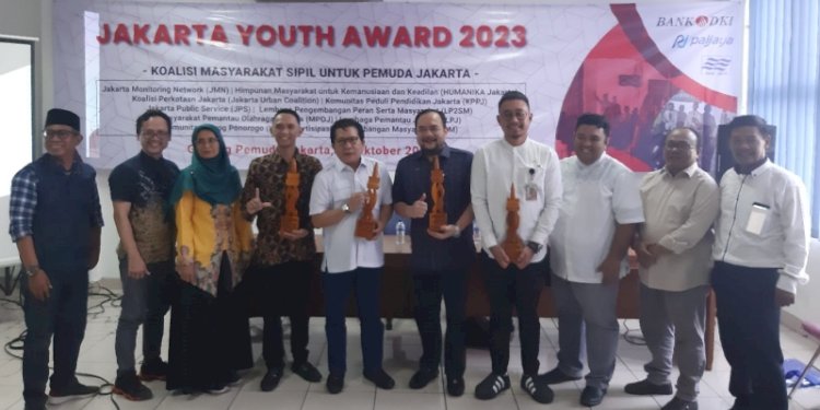 Koalisi Masyarakat Sipil Untuk Pemuda Jakarta (KMSPJ) memberikan penghargaan Jakarta Youth Award 2023/RMOL