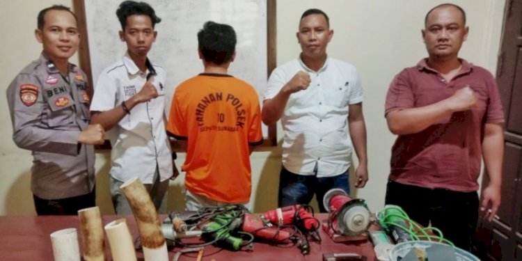 Pelaku bisnis ilegal gading gajah di Lampung Tengah diamankan bersama barang bukti/Ist