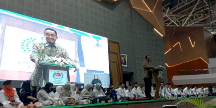 Anies Baswedan saat melakukan orasi kebangsaan di Edutorium KH Ahmad Dahlan UMS. RMOL Jateng