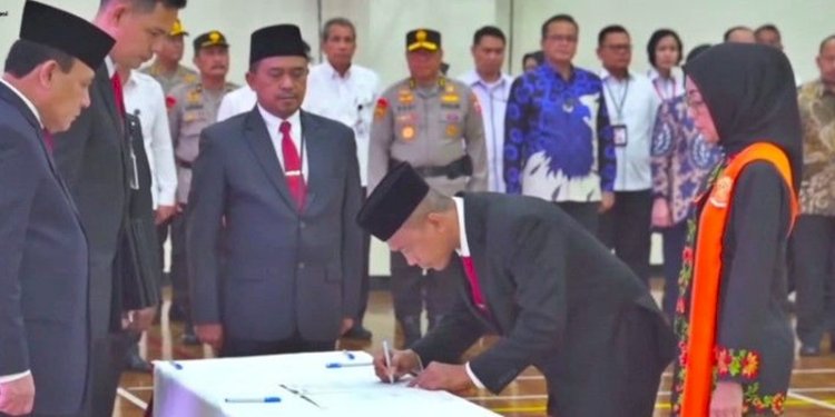 Staf Ahli Kapolri Bidang Sosial Politik Polri, Inspektur Jenderal (Irjen) Pol Rudi Setiawan resmi dilantik sebagai Deputi Bidang Penindakan dan Eksekusi Komisi Pemberantasan Korupsi (KPK)/Ist