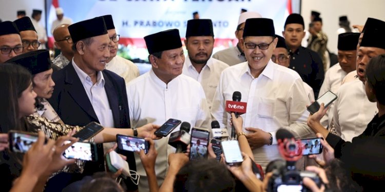 Bacapres Prabowo Subianto dalam acara 'Silaturahmi Ulama se-Jawa Tengah' di Hotel Aryaduta Menteng, Jakarta, Rabu (8/11)/RMOL