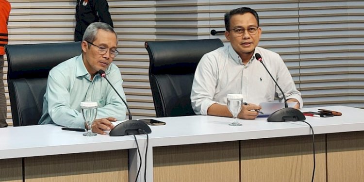 Wakil Ketua KPK Alexander Marwata (kiri) dan Jurubicara Bidang Penindakan dan Kelembagaan KPK Ali Fikri (kanan)/RMOL